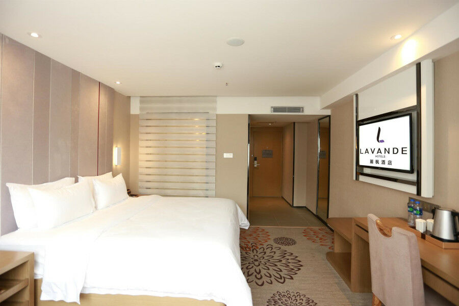 Lavande Hotel Baogang Avenue Guangbai Xinyi Branch Cantón Exterior foto