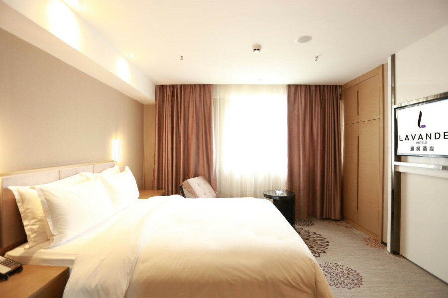 Lavande Hotel Baogang Avenue Guangbai Xinyi Branch Cantón Exterior foto