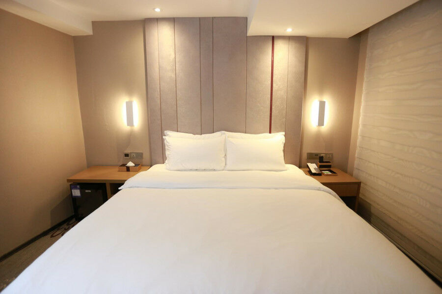 Lavande Hotel Baogang Avenue Guangbai Xinyi Branch Cantón Exterior foto