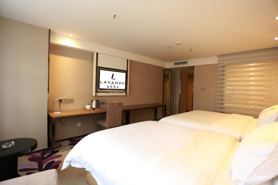 Lavande Hotel Baogang Avenue Guangbai Xinyi Branch Cantón Exterior foto